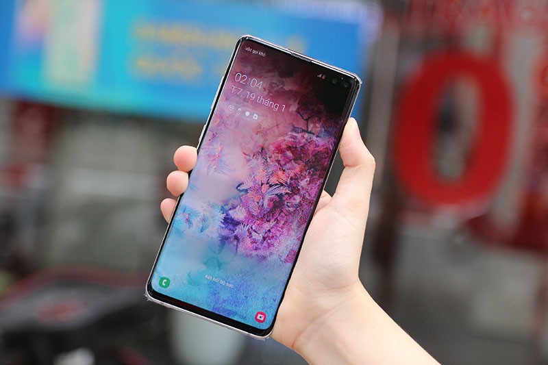 Galaxy S10s Gorilla Glass 6 screen isnt shatterproof as youll see in  this video  BGR
