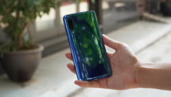 Có nên mua Xiaomi Mi 9: Snap 855 DUY NHẤT trong tầm 3 Triệu