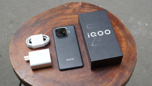 Mở hộp vivo iQOO Z9 mới nhất 2024: pin 6000 mAh khủng và nhiều trang bị mới