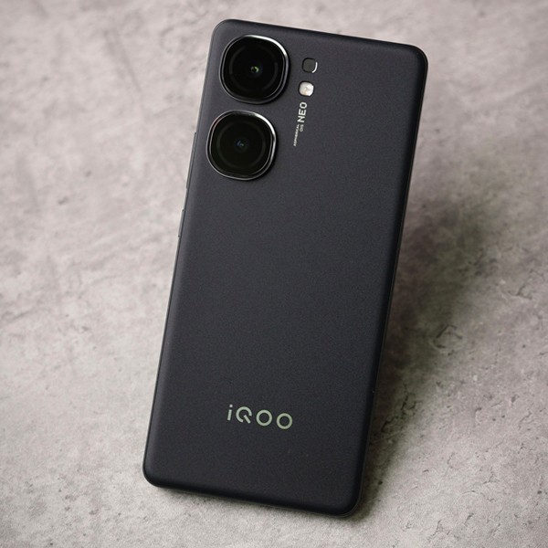 iqoo-neo-9s-pro-plus