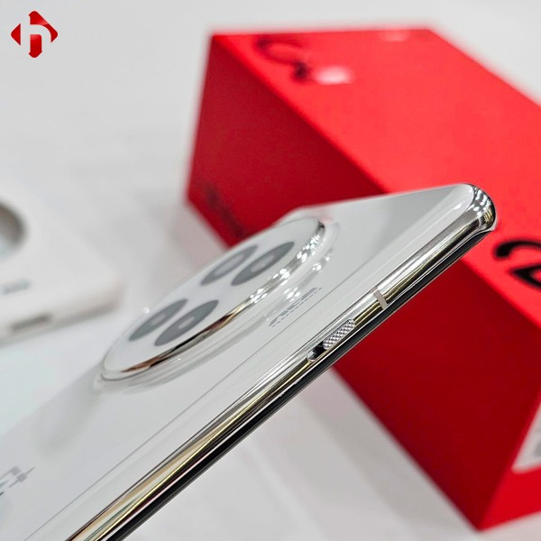 oneplus-ace-3-pro-hungmobile-4