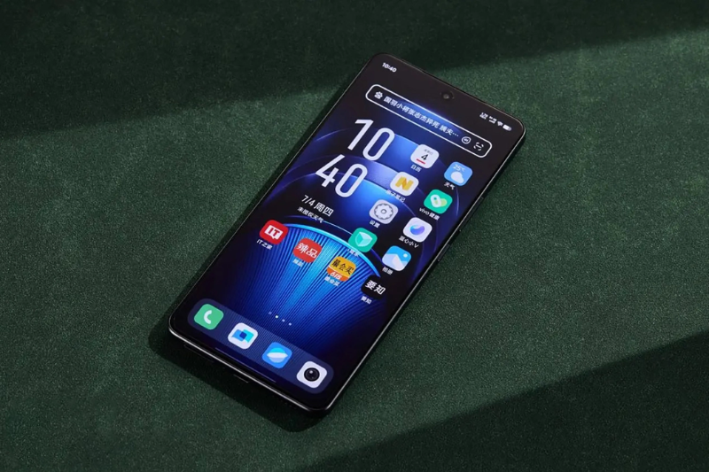 Trên Tay Vivo iQOO Neo 9S Pro Plus: Siêu Phẩm Gaming Đầy Sức Mạnh