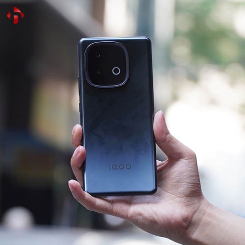 vivo-iqoo-z10-turbo-hungmobile-15