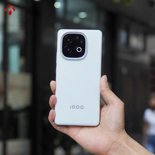 vivo-iqoo-z10-turbo-pro-hungmobile-18