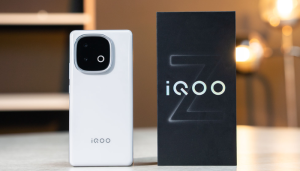 Mở hộp iQOO Z10 Turbo: Trên tay nhanh và cảm nhận ban đầu