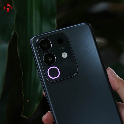 vivo-iqoo-z10x-hungmobile-9