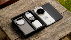 Mở hộp Vivo X100 Ultra: Đánh giá nhanh thiết kế, phụ kiện và hiệu năng ban đầu