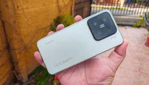 Xiaomi 15 xách tay có gì khác bản chính hãng? Nên chọn bản nào?