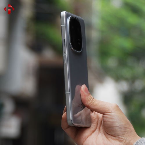 vivo-iqoo-13-hungmobile-14