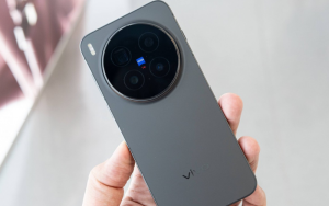 Cấu hình Vivo X300 Pro có gì mới? Dimensity 9500, màn 4500 nits, pin 6510mAh