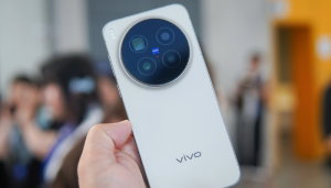 Mở hộp Vivo X300 Pro: Phụ kiện, thiết kế, cấu hình có gì đặc biệt?