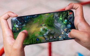 Test game OnePlus Ace 6: Snapdragon 8 Elite mạnh cỡ nào khi chơi game nặng?