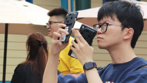 Oppo Find X9 Ultra lộ ảnh: Camera 200MP, Snapdragon 8 Elite Gen 5