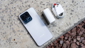 Pin iQOO 15 Ultra dùng được bao lâu? Đánh giá thực tế pin trâu 7400mAh