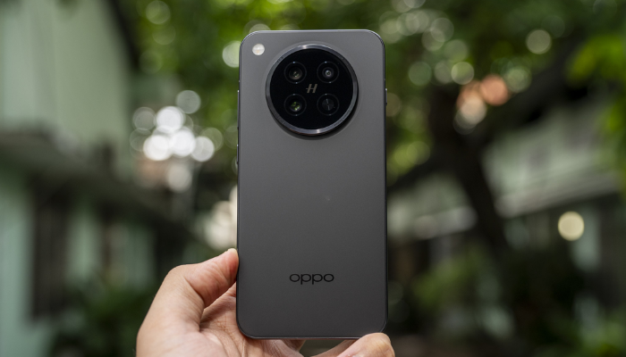 Oppo Find X8s đổi bảo hành là gì? Máy mới 100%, giá tốt hơn bản seal