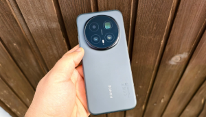 Honor Magic 9 lộ cấu hình: Màn 6.3 inch, pin 8000mAh, chip mạnh