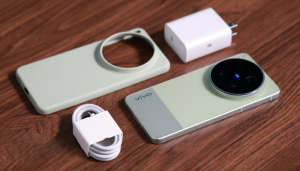 Unboxing Vivo X300 Ultra: Camera 200MP có gì đặc biệt?