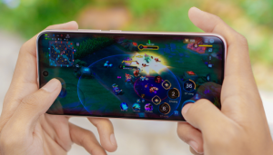 Oppo Reno15 F chơi game có tốt không? Test FPS và hiệu năng thực tế