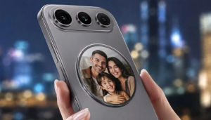 Honor gây chú ý với điện thoại màn hình phụ và pin khủng 12.000mAh