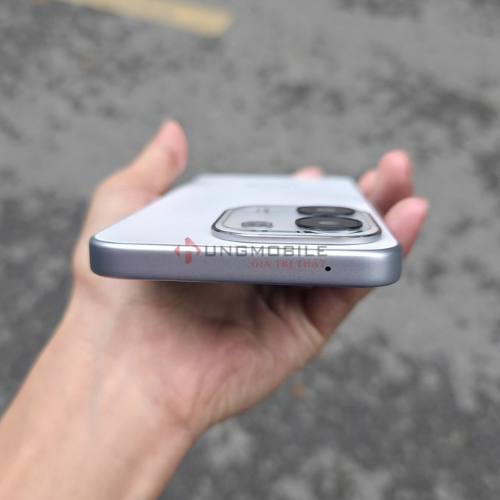 san-pham-iqoo-z11s-5g-11