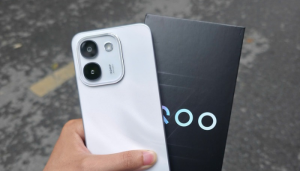 Trên tay iQOO Z11s 5G: Thiết kế, phụ kiện và trải nghiệm thực tế