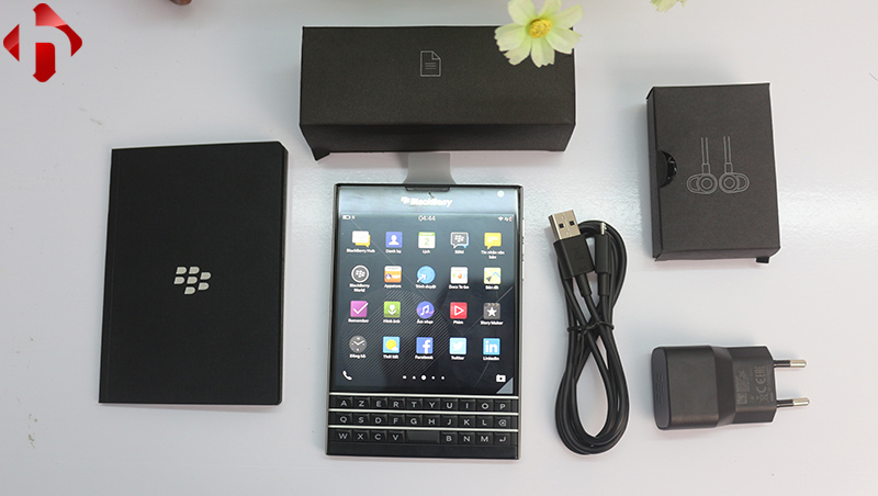 Blackberry passport Pháp Mới nguyên hộp