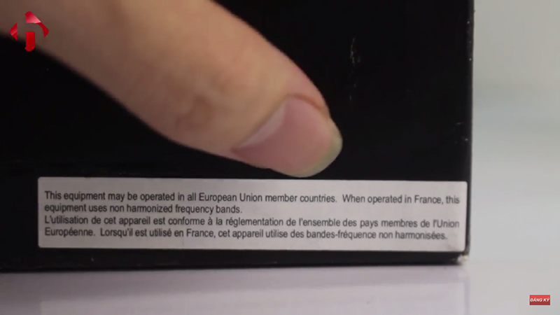 Kiểm tra thông tin trên hộp