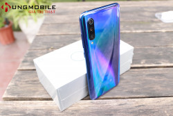 Mở hộp Mi 9 xách tay bản Ocean Blue: Smartphone có thiết kế đẹp nhất của Xiaomi