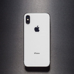Tại sao iPhone X luôn là lựa chọn số 1 dù đã năm 2019 ?